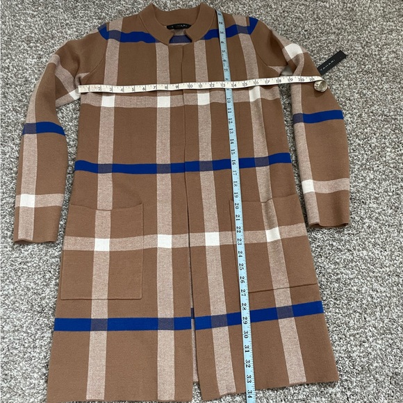 Tahari Notch Collar long Cardigan - Picture 5 of 10